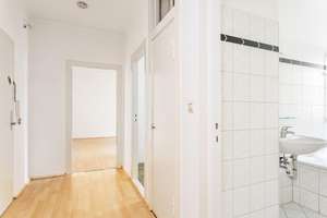 Bezugsfreie 2-Zimmer-Wohnung mit Balkon – Peter-Vischer-Straße 4, 12157 Schöneberg, Berlin – Vorschaubild 3