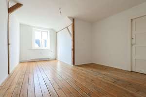 3-Zimmer-Dachgeschosswohnung im repräsentativen Jugendstilgebäude! – Die vollständige Adresse der Immobilie erhältst du vom Anbieter., 22299 Winterhude, Hamburg – Vorschaubild 9