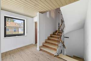 KÄUFER-PROVISIONSFREI*: Doppelhausähnliches Einfamilienhaus mit Garten in Augsburg-Neubergheim – Die vollständige Adresse der Immobilie erhältst du vom Anbieter., 86199 Bergheim, Augsburg – Vorschaubild 6