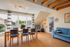 Schöne 3,5-Zimmer Galeriewohnung mit großem Balkon + FBH + EBK + Keller + Garage + Spitzboden – Die vollständige Adresse der Immobilie erhältst du vom Anbieter., 41065 Hardterbroich-Pesch, Mönchengladbach – Vorschaubild 1