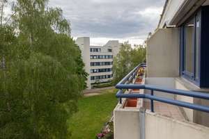 Privat an privat! Ohne Makler! Gehobene 3-Zimmer Wohnung im 4. OG mit Balkon in Berlin-Zehlendorf – Die vollständige Adresse der Immobilie erhältst du vom Anbieter., 14167 Zehlendorf, Berlin – Vorschaubild 20