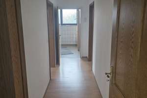 3,5-Zimmer Dachgeschoss Wohnung an der Burgruine - Essen Burgaltendorf – Dumberger Straße 12, 45289 Burgaltendorf, Essen – Vorschaubild 4