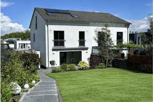 Familienfreundlich, modern und energieeffizient: DHH in Dortmunds Toplage