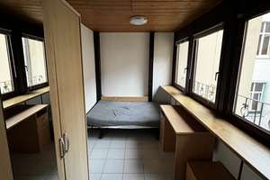 Wohnen mit Charakter: 3-Zimmer-Wohnung in der Karlsruher Südstadt – Die vollständige Adresse der Immobilie erhältst du vom Anbieter., 76137 Südstadt, Karlsruhe – Vorschaubild 2