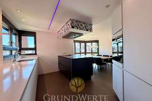 Einziehen, wohlfühlen, profitieren – großzügiges Dreifamilienhaus mit exklusiver Maisonettewohnung – Die vollständige Adresse der Immobilie erhältst du vom Anbieter., 70376 Münster, Stuttgart – Vorschaubild 8