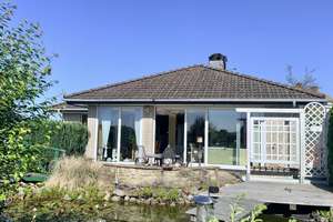 Bad Nenndorf: Großzügiger Bungalow mit traumhaftem Blick ins Schaumburger Land – Die vollständige Adresse der Immobilie erhältst du vom Anbieter., 31542 Bad Nenndorf – Vorschaubild 2