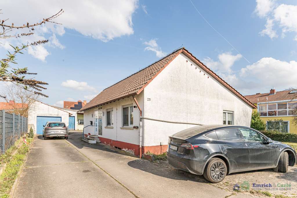 Immobilie in Selzen - Sanierungsbedürftiges Einfamilienhaus mit Garage und Scheune - Bild 2