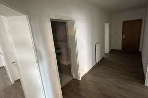 Großzügige 4-Raumwohnung im sanierten Altbau – bezugsfertig und vielseitig nutzbar – 2826 Nikolaivorstadt, Görlitz – Vorschaubild 2