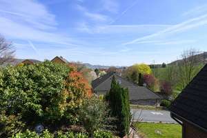 Alfeld-Dehnsen: Großzügiges Familienparadies in Hanglage mit weitläufigem Grundstück! – Die vollständige Adresse der Immobilie erhältst du vom Anbieter., 31061 Alfeld (Leine) – Vorschaubild 11