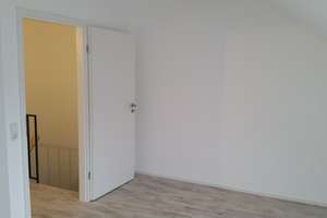 Gepflegtes 5-Zimmer Reihenmittelhaus in Wörrstadt mit Garage – Gutenbergstraße 8f, 55286 Wörrstadt – Vorschaubild 9