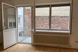 Helles, ruhiges 1 Zi.-Appartement, Bad, Singleküche – Die vollständige Adresse der Immobilie erhältst du vom Anbieter., 76133 Innenstadt-West, Karlsruhe – Vorschaubild 2