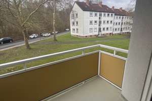 Gut geschnittene 3-Zimmer-Wohnung mit Balkon