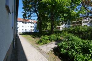 Solide Investmentchance: Vermietete 2-Zimmer-Wohnung in Köpenick – Die vollständige Adresse der Immobilie erhältst du vom Anbieter., 12555 Köpenick, Berlin – Vorschaubild 2