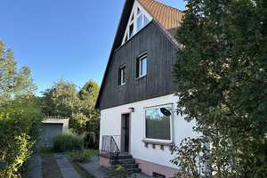 renovierungsbedürftiges Reiheneckhaus in ruhiger Lage wartet auf neue Eigentümer – Die vollständige Adresse der Immobilie erhältst du vom Anbieter., 90427 Schniegling, Nürnberg – Vorschaubild 18