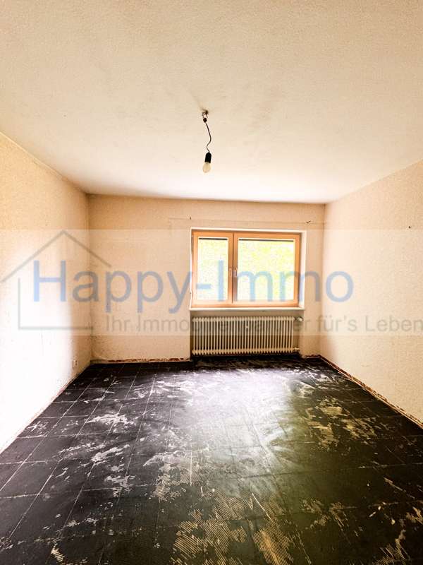 Immobilie in Sauerlach - bezugsfreies 2 Familienhaus mit ausgebauten DG -großes Grundstück Südausrichtung - Bild 9