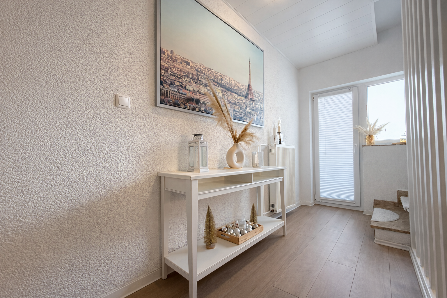 Immobilie in Grävenwiesbach - !! Raumwunder !! Modernisiertes RMH mit 6 Zimmern, Balkonen mit Blick, Garage und Garten - Bild 16