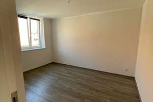 Helle 3-Zimmer Wohnung im 2. OG mit Balkon in Lübeck Innenstadt – Alfstraße 21, 23552 Innenstadt, Lübeck – Vorschaubild 9