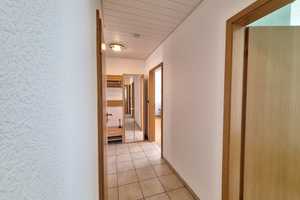 Familienfreundlich und Naturnah - 4-Zimmer Bungalow mit Terrasse und großem Grundstück – Nürnberg – Vorschaubild 7