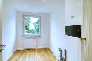 Erstbezug nach Kernsanierung! Stylische 2-Zimmer- Wohnung mit Loggia & Garage – Schierholzstraße 96, 30625 Kleefeld, Hannover – Vorschaubild 12