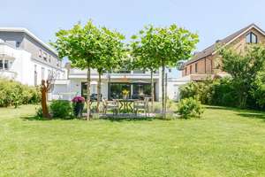 Ein- bis Dreifamilienhaus im Bauhausstil im Zentrum von Langenfeld * Baujahr 2020 * ca. 295 m² Wfl. – Die vollständige Adresse der Immobilie erhältst du vom Anbieter., 40764 Langenfeld (Rheinland) – Vorschaubild 5
