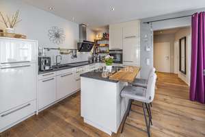 MODERNES FREISTEHENDES EINFAMILIENHAUS MIT EINLIEGERWOHNUNG, GARTEN, POOL & GARAGE – Die vollständige Adresse der Immobilie erhältst du vom Anbieter., 41189 Wickrath-West, Mönchengladbach – Vorschaubild 9