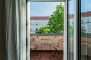From 01.04 Amazing, bright flat in Prenzlauer Berg with balcony – Die vollständige Adresse der Immobilie erhältst du vom Anbieter., 10407 Prenzlauer Berg, Berlin – Vorschaubild 14