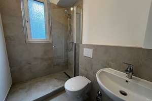 Teilsanierte 2-Zimmer-Wohnung mit 2 Balkonen und neuem Badezimmer – Apollinarisstraße 22, 40227 Oberbilk, Düsseldorf – Vorschaubild 13
