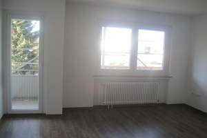Perfekt! Hier zieh' ich ein! Renovierte 4-Zimmer-Wohnung in Stadtrandlage! – Schlehenstr. 66, 59063 Mitte, Hamm – Vorschaubild 3