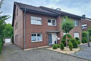 Charmante Dachgeschosswohnung in ruhiger, dennoch zentrumsnaher Wohnlage in Lengerich.