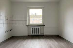 Frisch renovierte 3-Zi.-Whg. mit neuem Badezimmer und Balkon – Hügelstr. 120, 42277 Oberbarmen, Wuppertal – Vorschaubild 5
