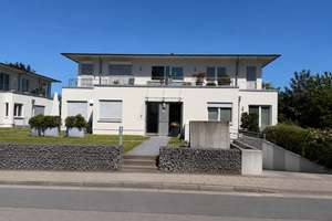 Stilvolles Penthouse  im Grünen mit umlaufender Terrasse und TG-Stellplatz