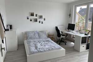 HELLES APPARTEMENT MIT BALKON – Zechenstr. 13, 51103 Kalk (Ortsteil), Köln – Vorschaubild 1