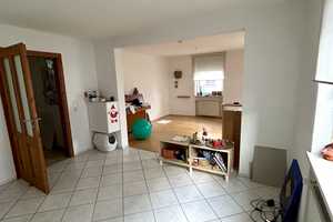 Gepflegtes Einfamilienhaus in Limburg-Lindenholzhausen – Kirchstr. 33, 65551 Limburg-Weilburg (Kreis) – Vorschaubild 9