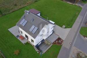 GRENZNAH, MODERN, NATUR, EFFIZIENT, FAMILIENDOMIZIL