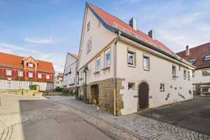 Investoren auf der Suche nach Gemeinschaftsunterkünften aufgepasst! Mod. Haus, 7 1/2 Zi. kernsaniert – Ludwigsburg (Kreis) – Vorschaubild 3