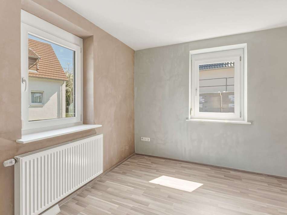 Büro EG