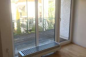Oberste Wohnung mit 2 Balkonen und schöner Aussicht 