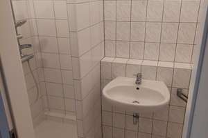 Hübsche gemütliche 1,5-R-EG-Whg- Dusche Terrasse! – Amaryllenweg 13a, 1259 Niedersedlitz, Dresden – Vorschaubild 14