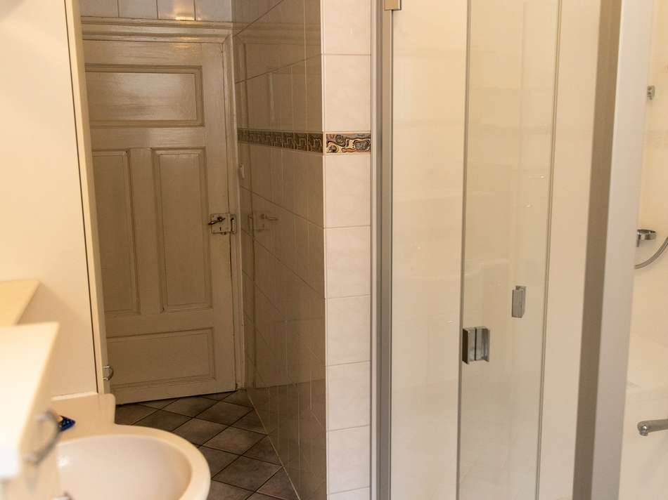 Badezimmer EG