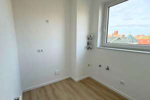 Renovierte Wohnung mit Stellplatz, Loggia und Weitblick! – Torgarten 10, 30559 Anderten, Hannover – Vorschaubild 5