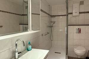 RESERVIERT - Helle 3-Zimmer-Wohnung mit Loggia, Aufzug und zwei Stellplätzen in Berlin-Steglitz – Die vollständige Adresse der Immobilie erhältst du vom Anbieter., 12163 Steglitz, Berlin – Vorschaubild 10
