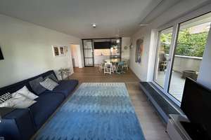 Wohnen mit Charakter: Großzügige 5,5 -Zimmer-Wohnung in Solln – Kirchbachweg 3, 81479 Solln, München – Vorschaubild 2