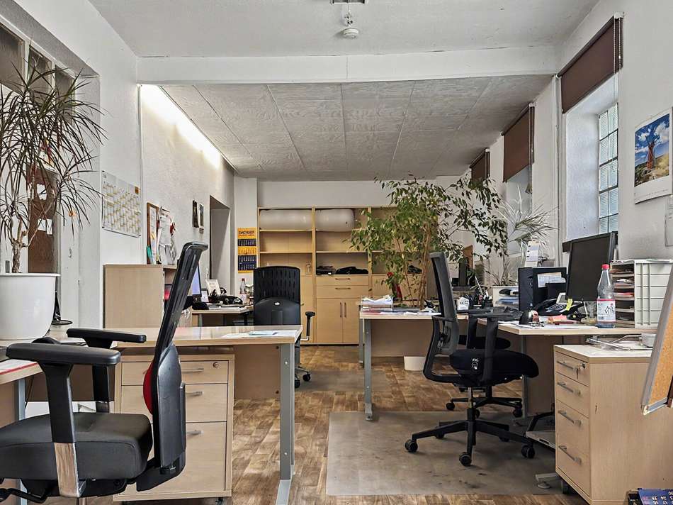Büro EG Hinterhaus