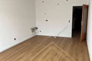 Charmante 2-Zimmerwohnung mit TG-Stellplatz im beliebten München-Schwabing – Die vollständige Adresse der Immobilie erhältst du vom Anbieter., 80796 Neuschwabing, München – Vorschaubild 3