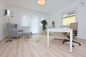 Modern möblierte Wohnung mit Balkon und Internet in zentraler Lage in Stuttgart Feuerbach – Die vollständige Adresse der Immobilie erhältst du vom Anbieter., 70469 Bahnhof Feuerbach, Stuttgart – Vorschaubild 14