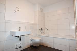 Wunderschöne 4-Zimmer-Wohnung mit Küche und TG-Stellplatz im Dichterviertel! – Kleiststraße 41, 89077 Weststadt, Ulm – Vorschaubild 13