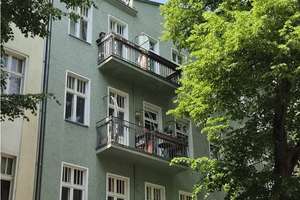 Attraktive Dach-Maisonettewohnung m. 105,62 m2 Wohn-/Nutzfläche – Die vollständige Adresse der Immobilie erhältst du vom Anbieter., 13585 Spandau (Ortsteil), Berlin – Vorschaubild 2