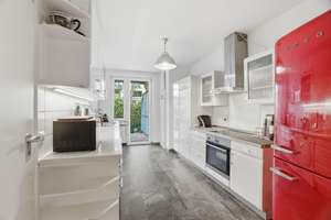 Elegant am Zoopark: modernisierte 5,5-Zi.-Whg., 2 Bäder, großer Balkon, Aufzug – Die vollständige Adresse der Immobilie erhältst du vom Anbieter., 40239 Düsseltal, Düsseldorf – Vorschaubild 5