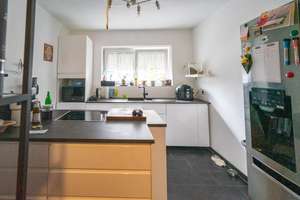 Zweifamilienhaus mit geräumigen Lagerflächen und angrenzenden Scheunen – Die vollständige Adresse der Immobilie erhältst du vom Anbieter., 89180 Berghülen – Vorschaubild 13