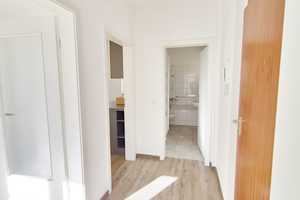 Zwei Zimmer mit Einbauküche – Flechtinger Str. 39, 39110 Magdeburg – Vorschaubild 4